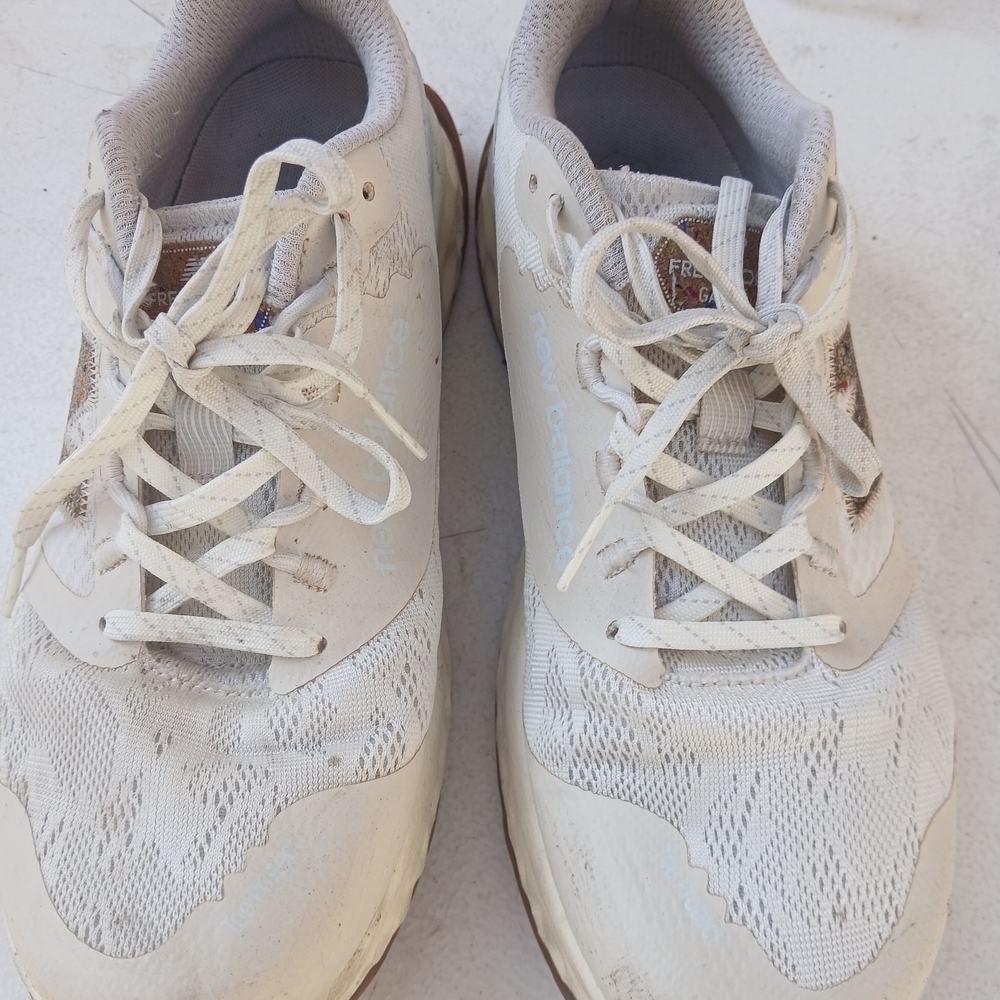 New Balance White Sneakers - Picture 7 of 8